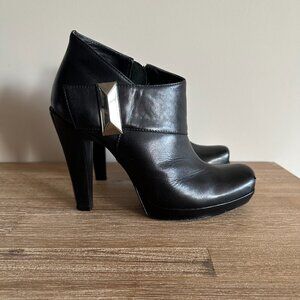 ALDO Leather Ankle Booties Womens Size 38 Mirrored High Heel Vintage Y2K